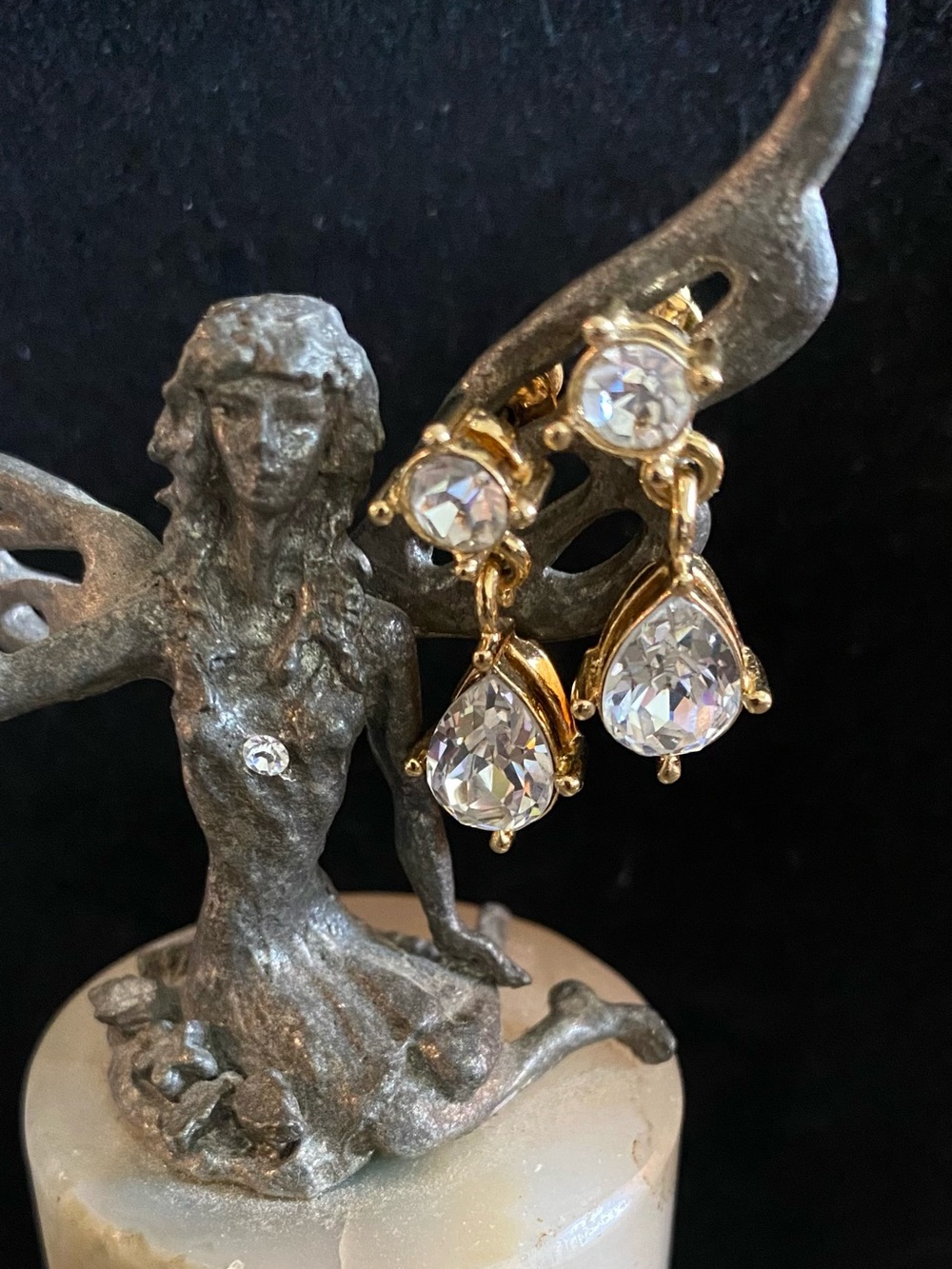 Vintage Marvella Crystal Drop Earrings • 90s
